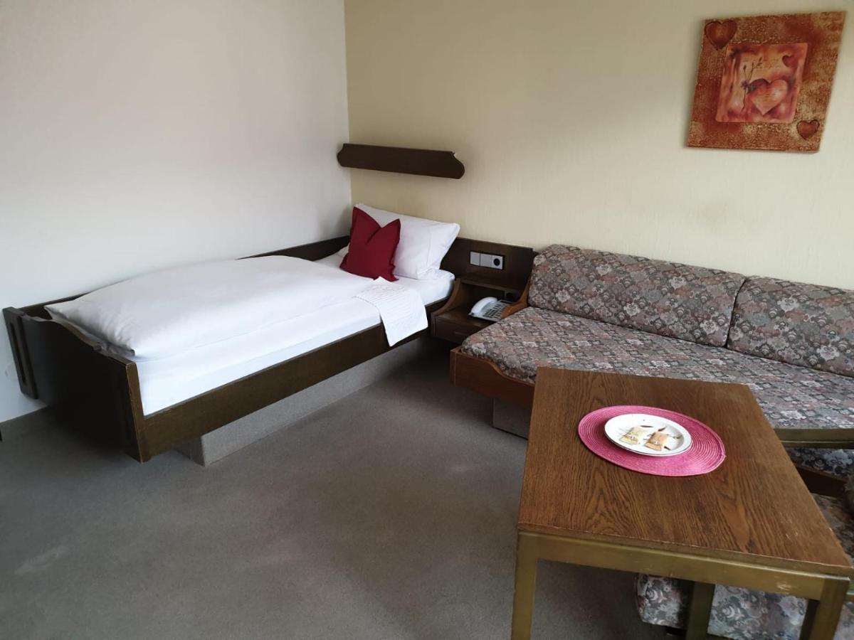 Hotel Muenzmay Stuttgart Buitenkant foto